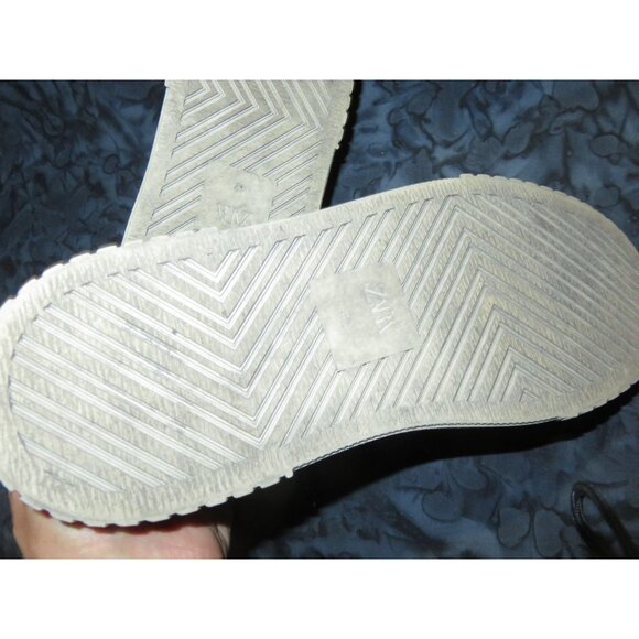 Zara black smooth leather lace up low top sneakers size 42 or US 9 - Picture 6 of 9